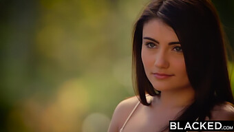 Blacked: A Primeira Experiência Interracial De Adria Rae